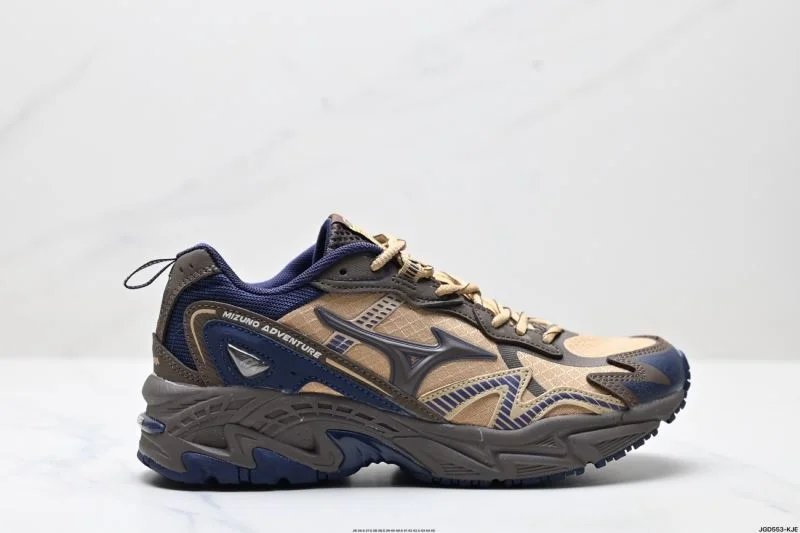 FashionForward Mizuno Shoes 3438