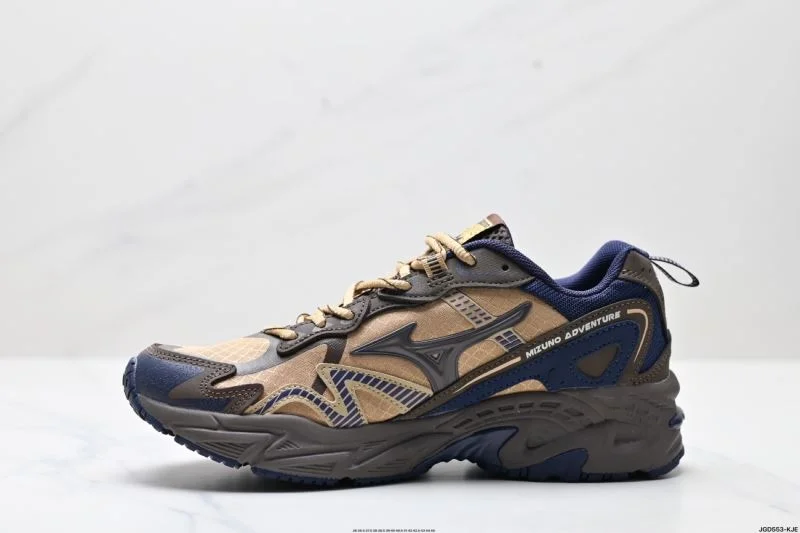 FashionForward Mizuno Shoes 3438
