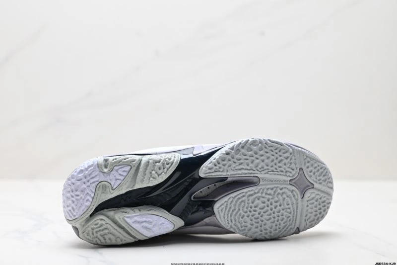 Efficient Mizuno Shoes 2345