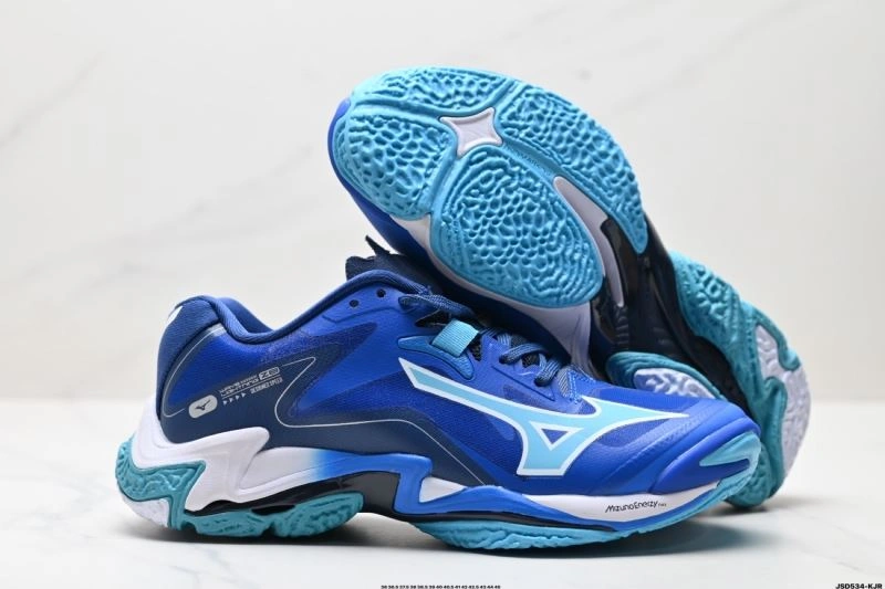 Mizuno Shoes HighPerformance 2351