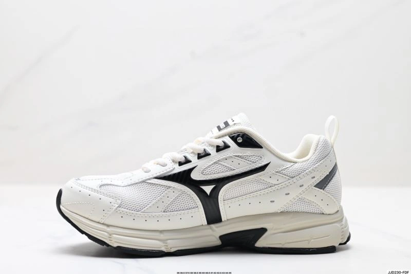 Elegant Mizuno Shoes 2321