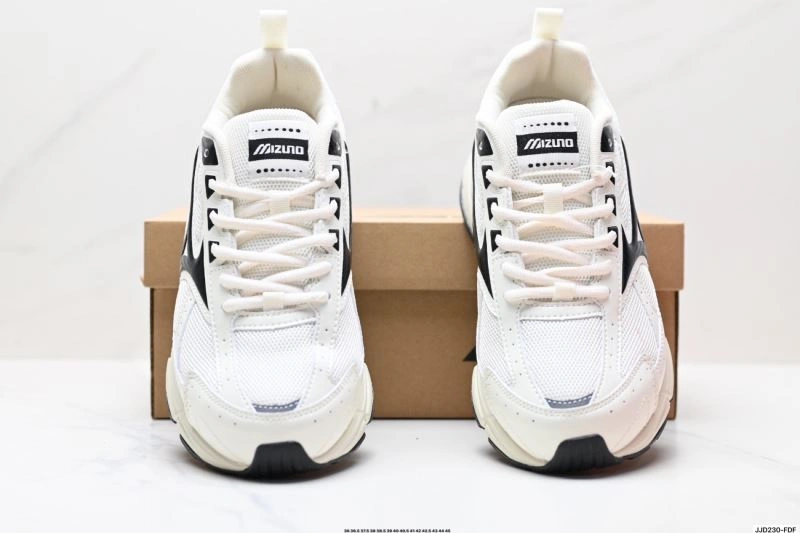 Elegant Mizuno Shoes 2321