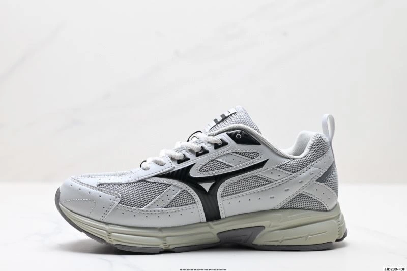 Elegant Mizuno Shoes 2392