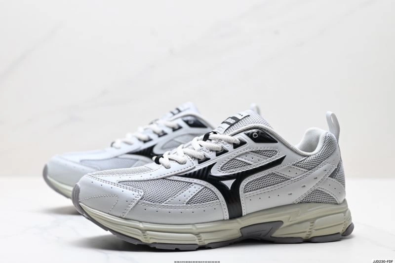 Elegant Mizuno Shoes 2392