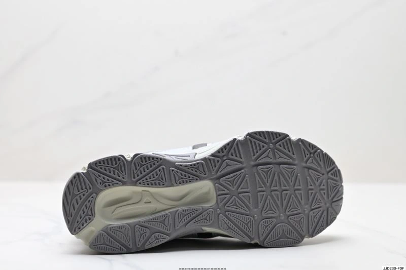 Elegant Mizuno Shoes 2392