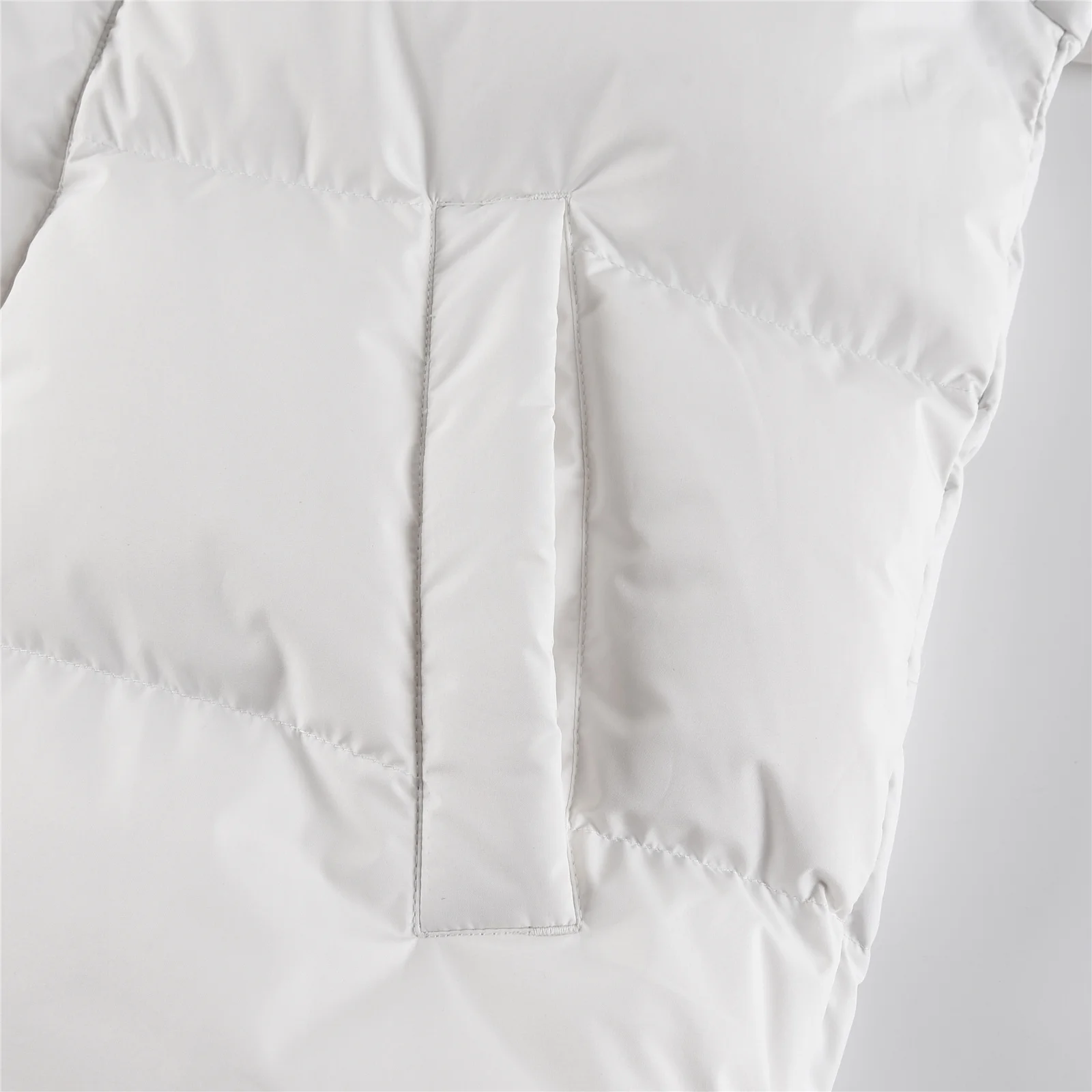 Sporty Mlb Down Jackets 165163
