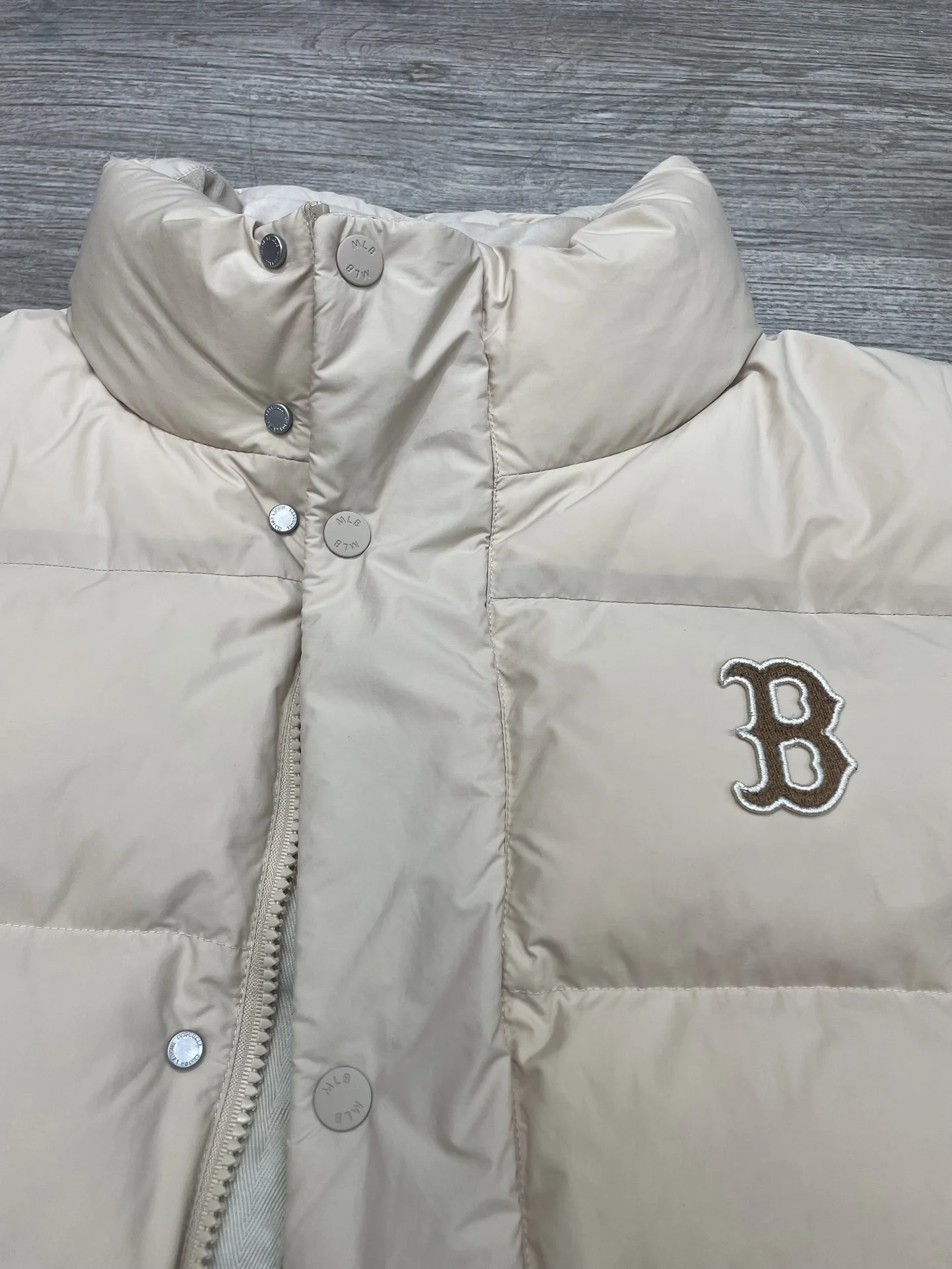 UrbanChic Mlb Down Jackets 165154