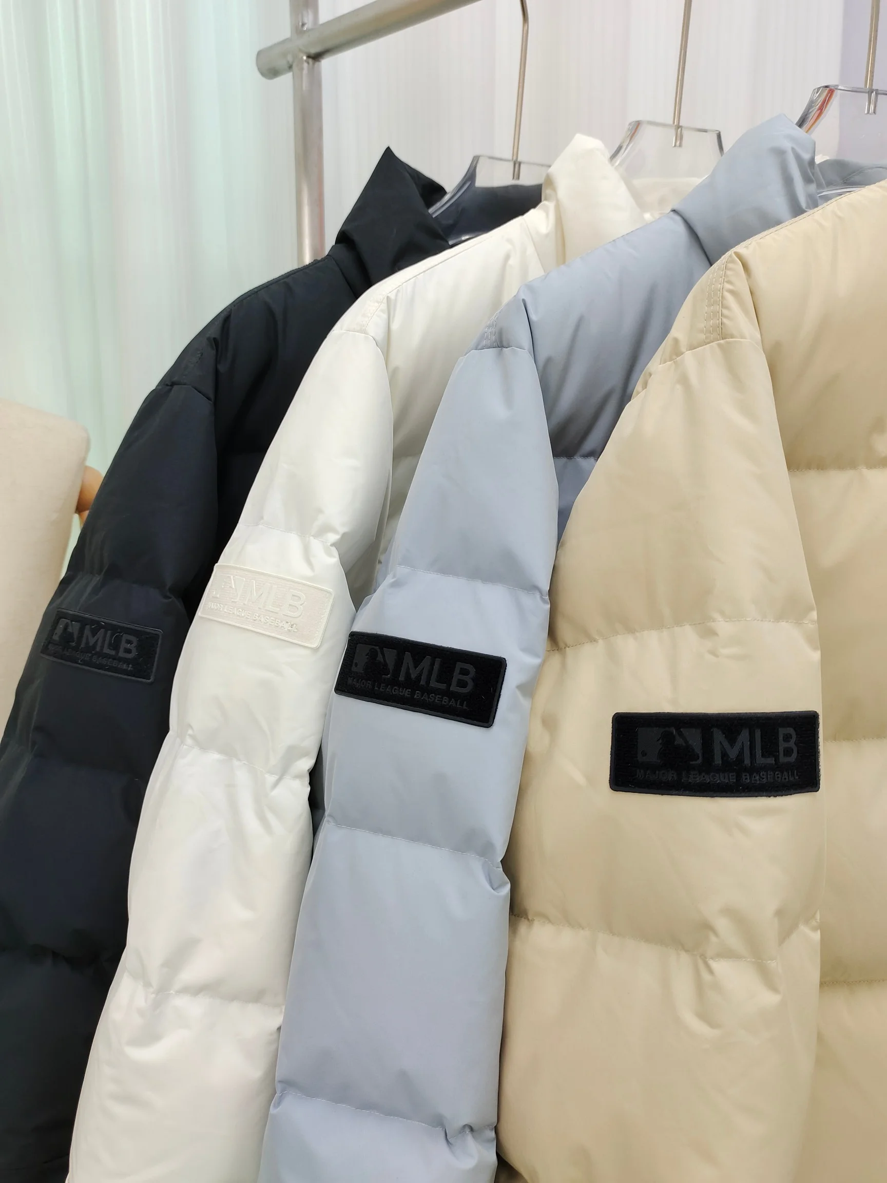 Mlb Down Jackets Youthful 165040