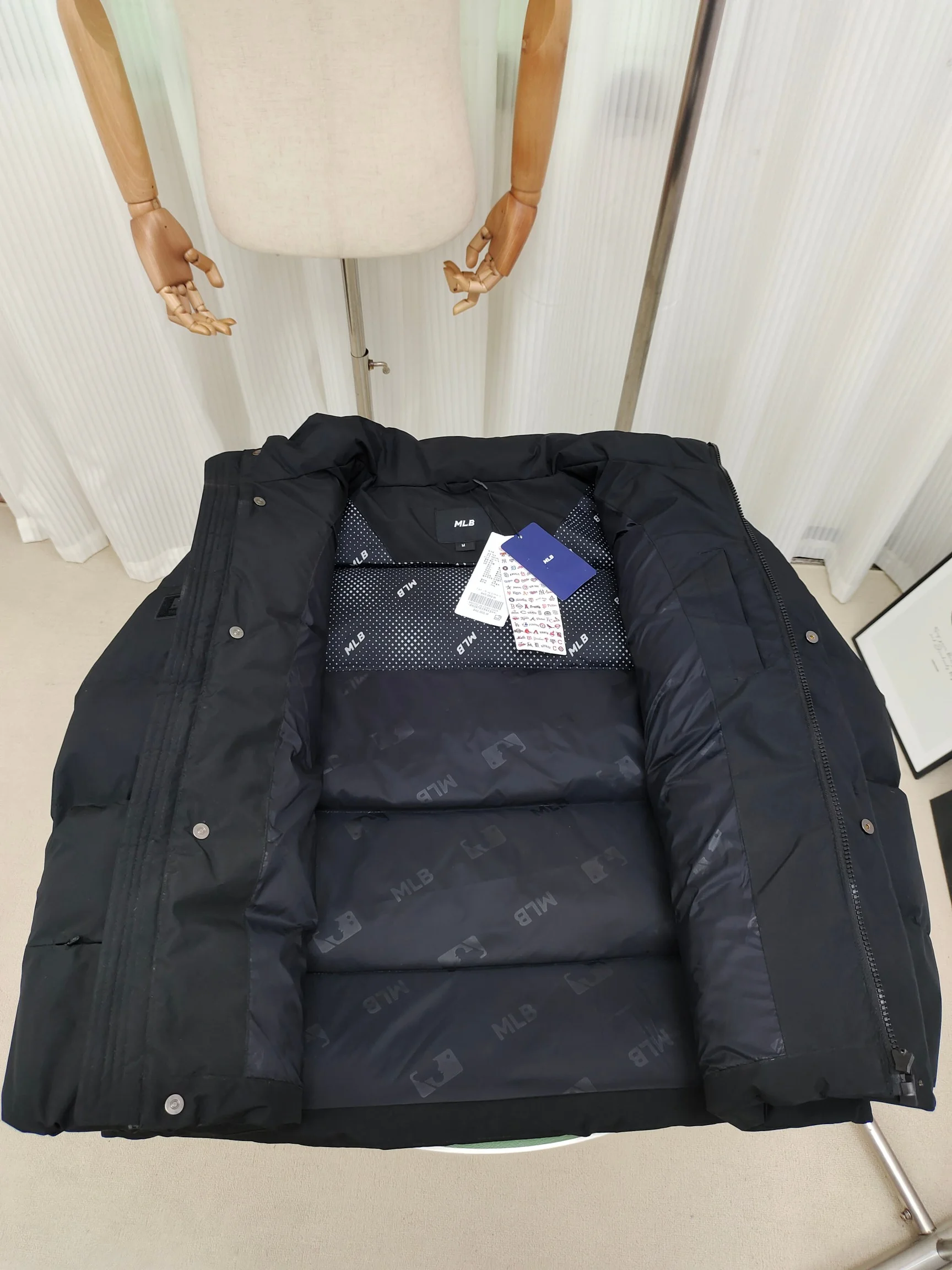 Youthful Mlb Down Jackets 165034