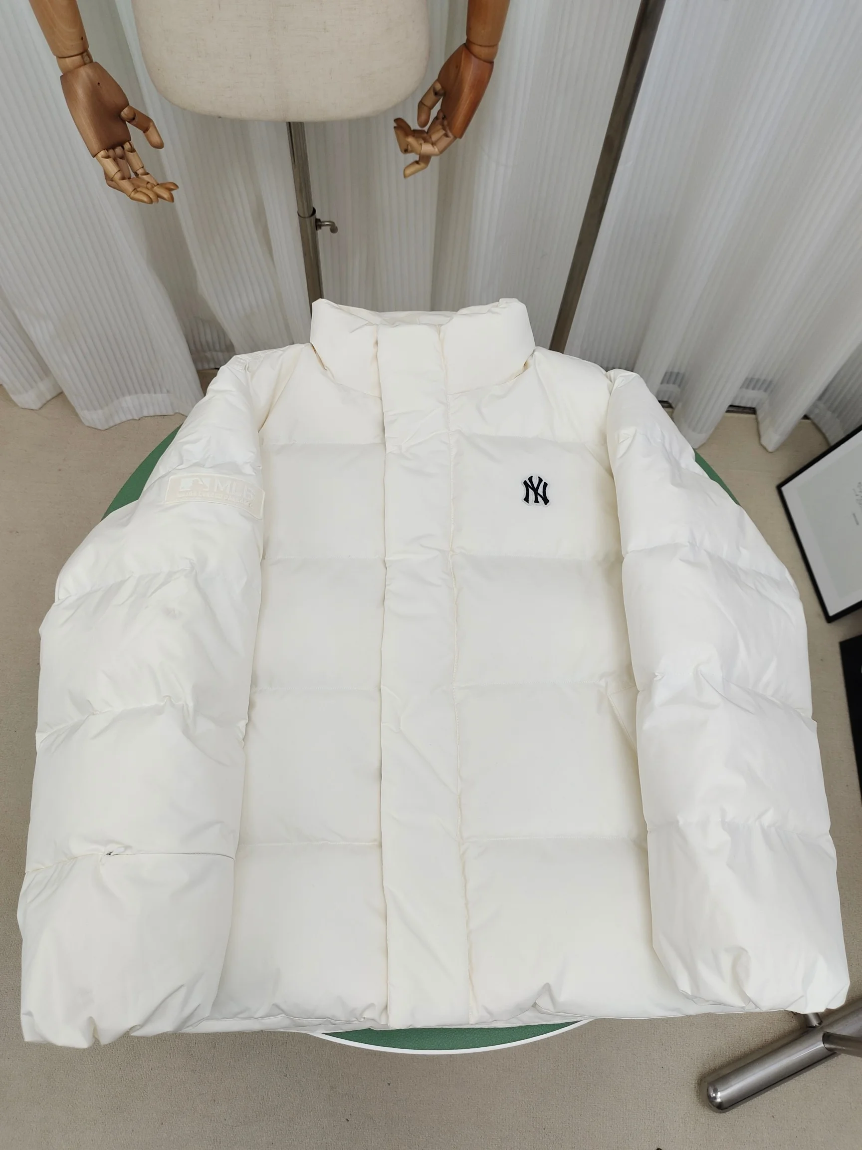 Mlb Down Jackets ComfortFit 165035