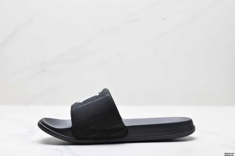 WellDesigned Mlb Sandals 2306