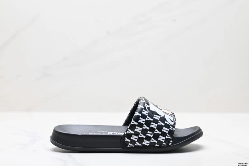 SunProtective Mlb Sandals 2315