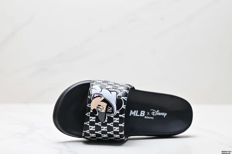 SunProtective Mlb Sandals 2315