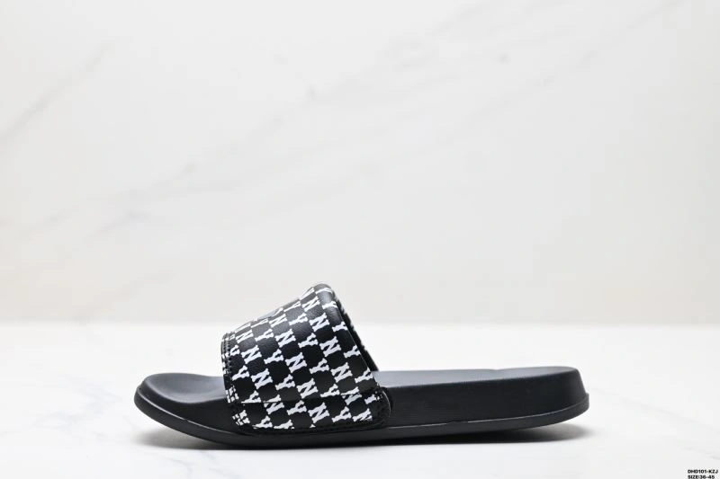 SunProtective Mlb Sandals 2315