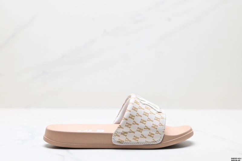 Versatile Mlb Sandals 2326