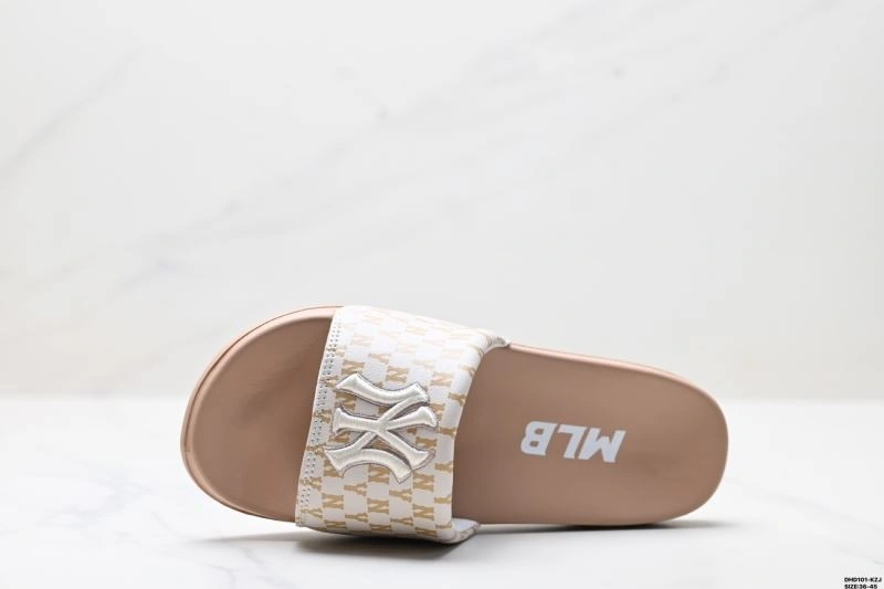 Versatile Mlb Sandals 2326