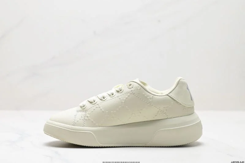 WrinkleFree Mlb Shoes 3495