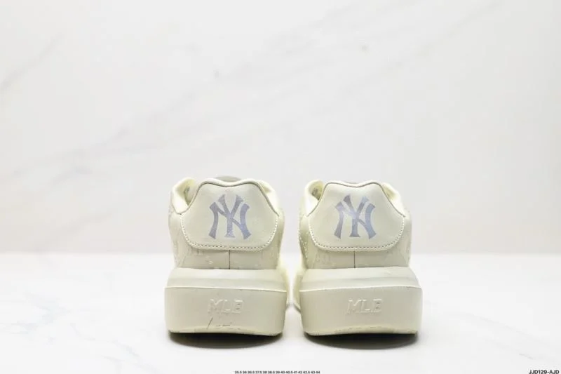 WrinkleFree Mlb Shoes 3495
