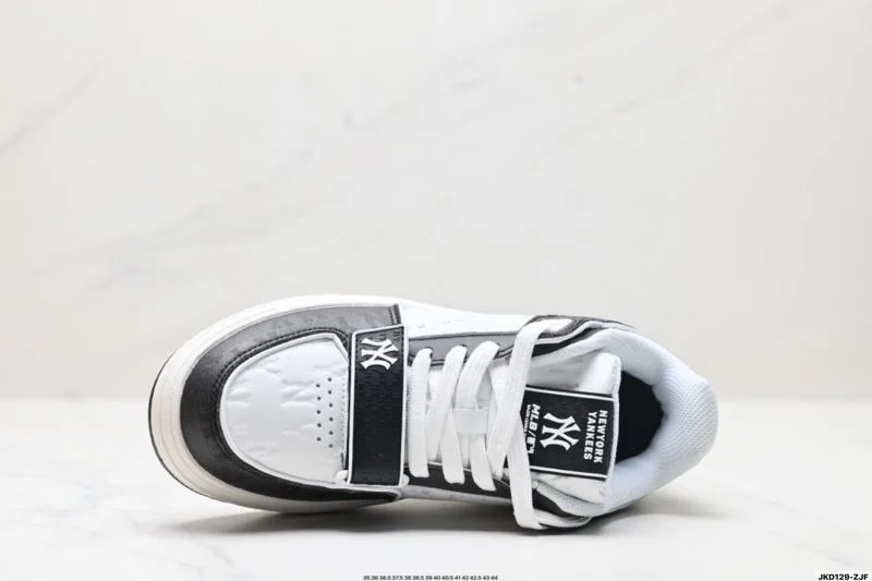 QuickDry Mlb Shoes 3409