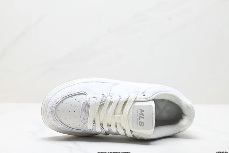 WrinkleFree Mlb Shoes 3406