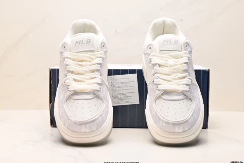 WrinkleFree Mlb Shoes 3406