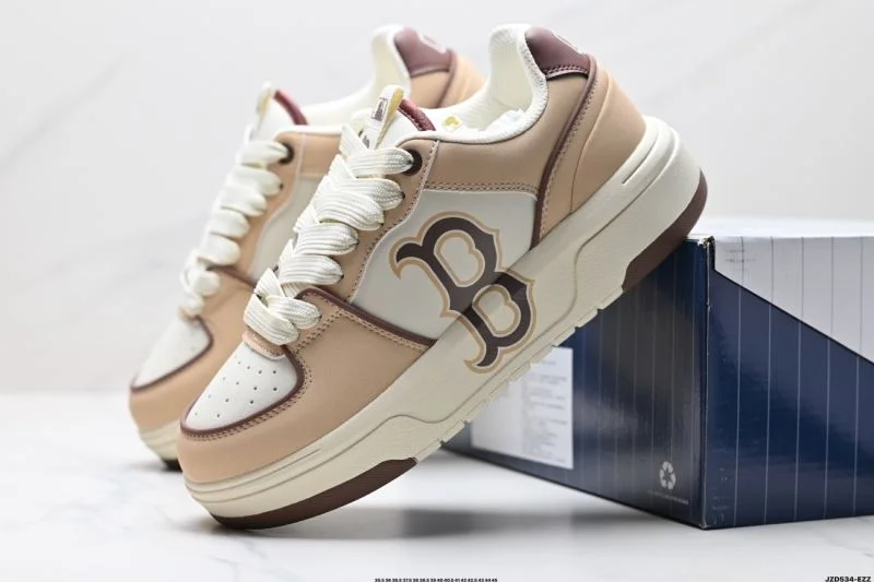 UrbanChic Mlb Shoes 3376
