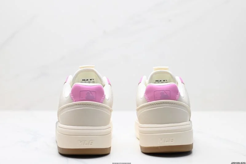 WrinkleFree Mlb Shoes 3390