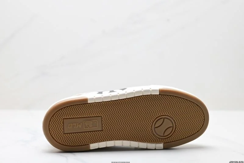 WrinkleFree Mlb Shoes 3390