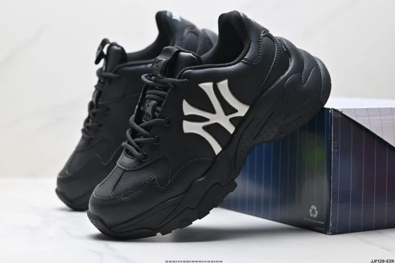 Resilient Mlb Shoes 3375