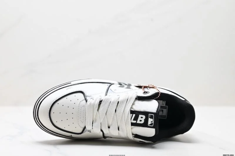 WeatherProof Mlb Shoes 3358