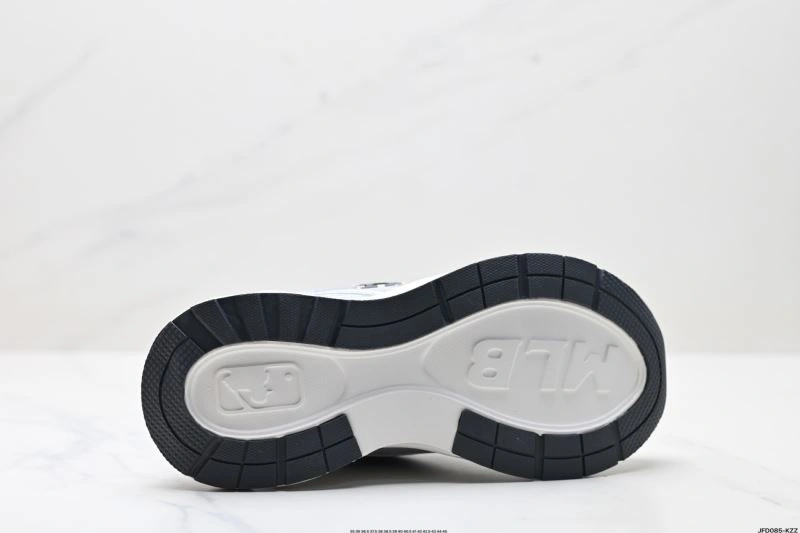 Sleek Mlb Shoes 2294