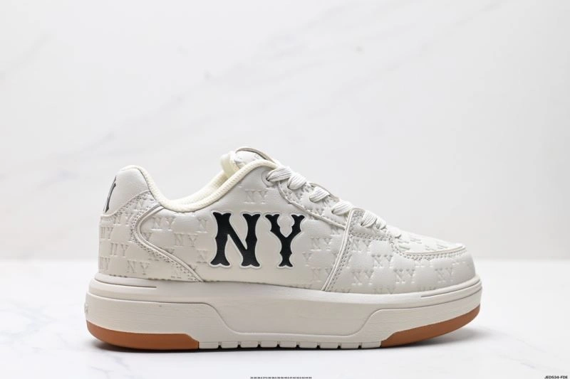 FreshLook Mlb Shoes 2281