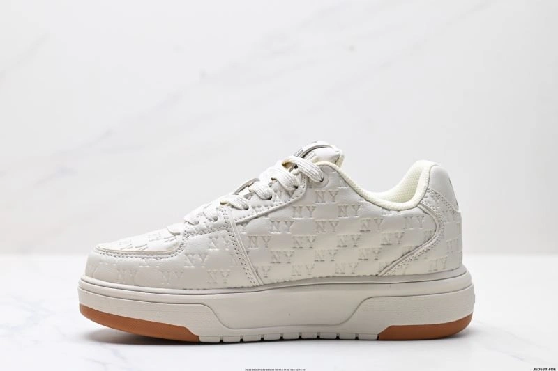 FreshLook Mlb Shoes 2281