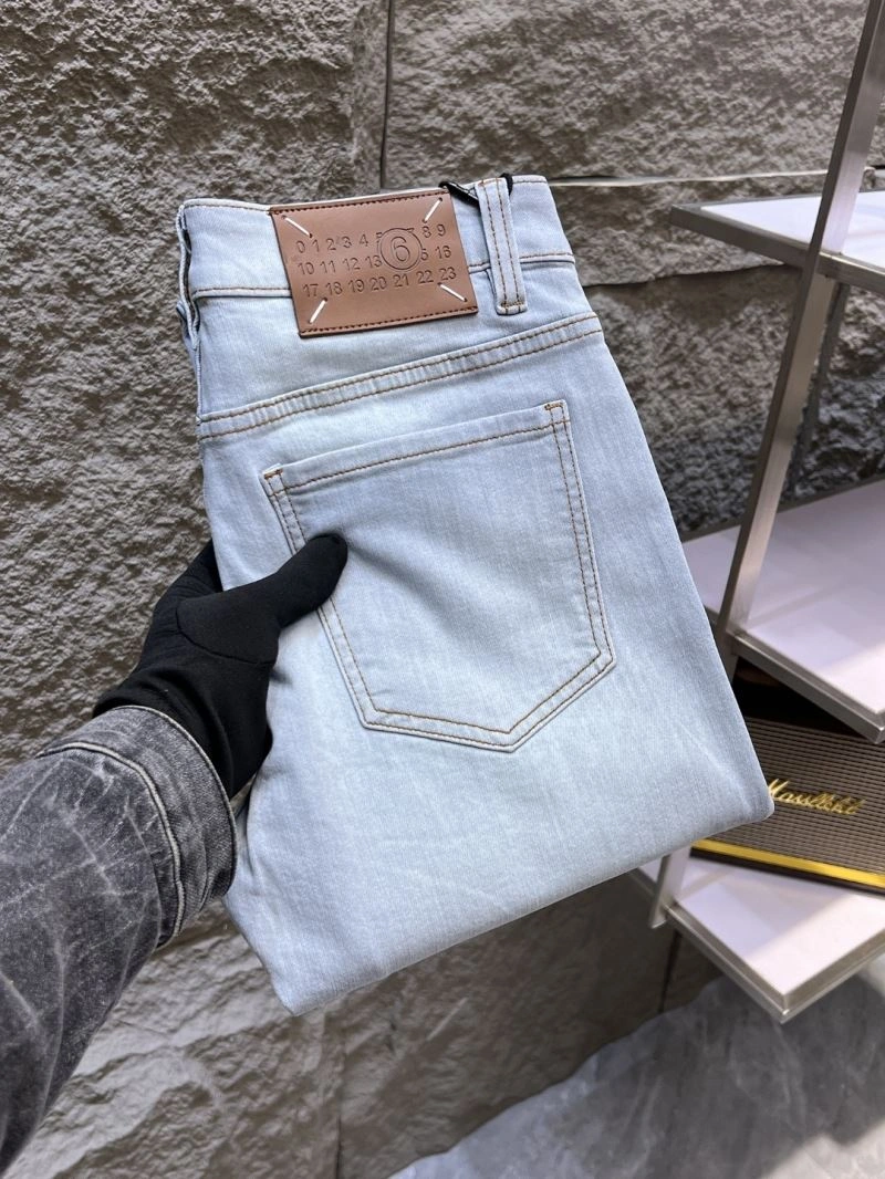 HighPerformance Mmj Jeans 160202