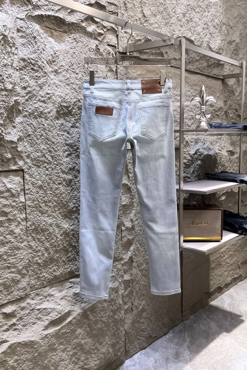 HighPerformance Mmj Jeans 160202