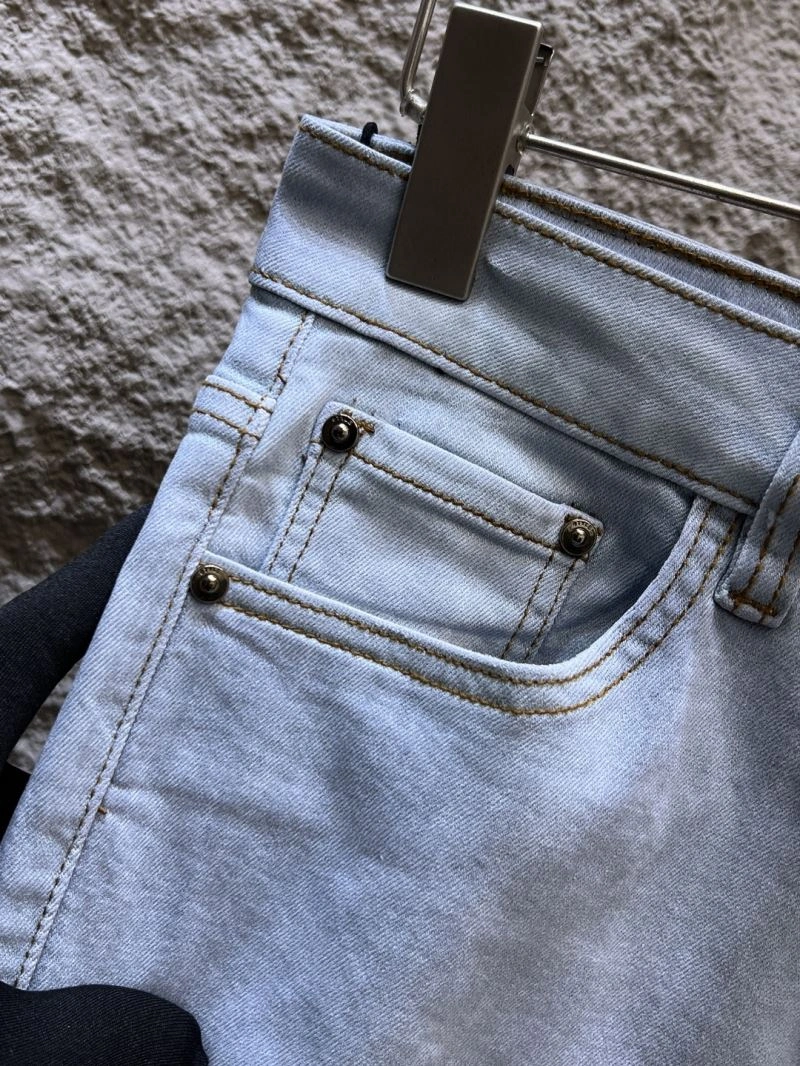 HighPerformance Mmj Jeans 160202