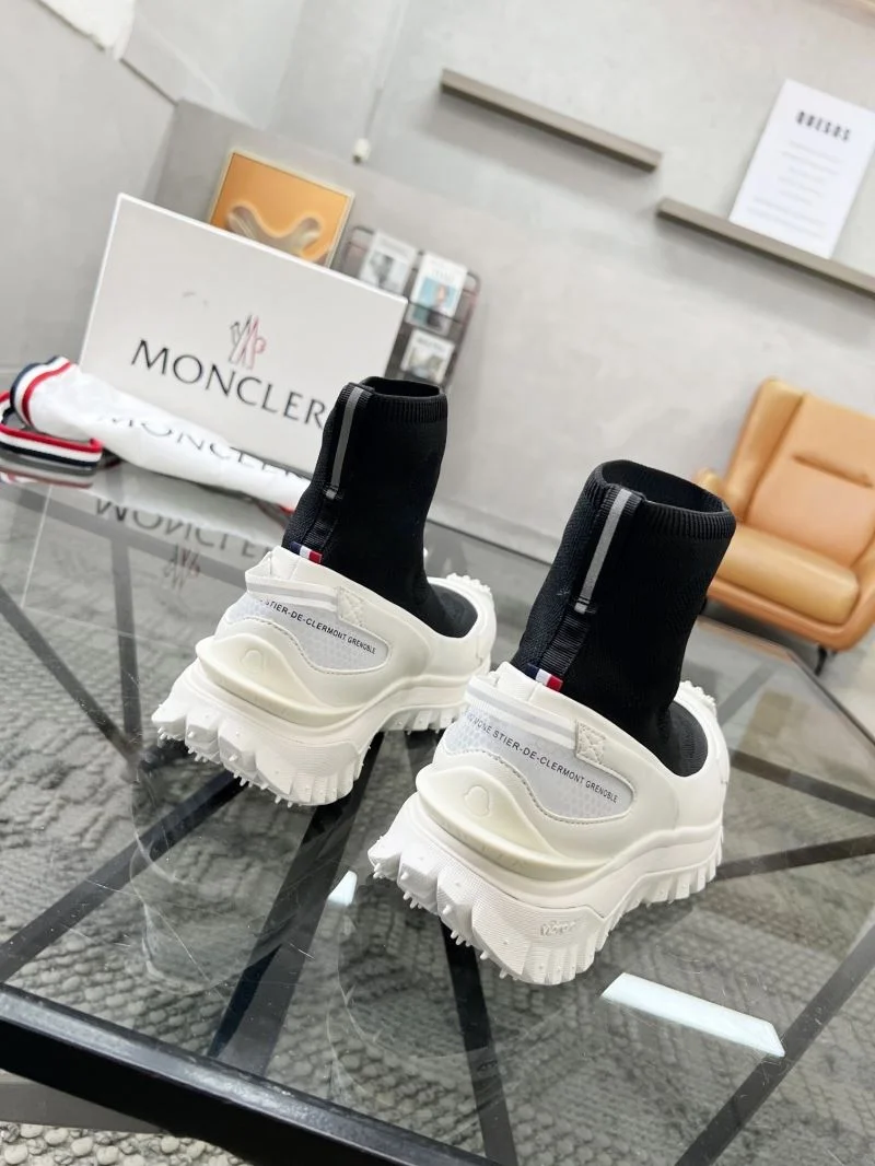 Sleek Moncler Boots 4276