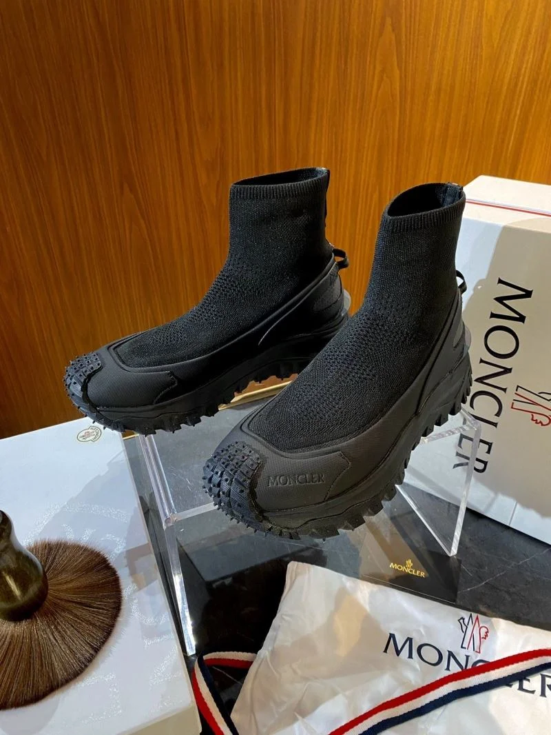 Versatile Moncler Boots 13737