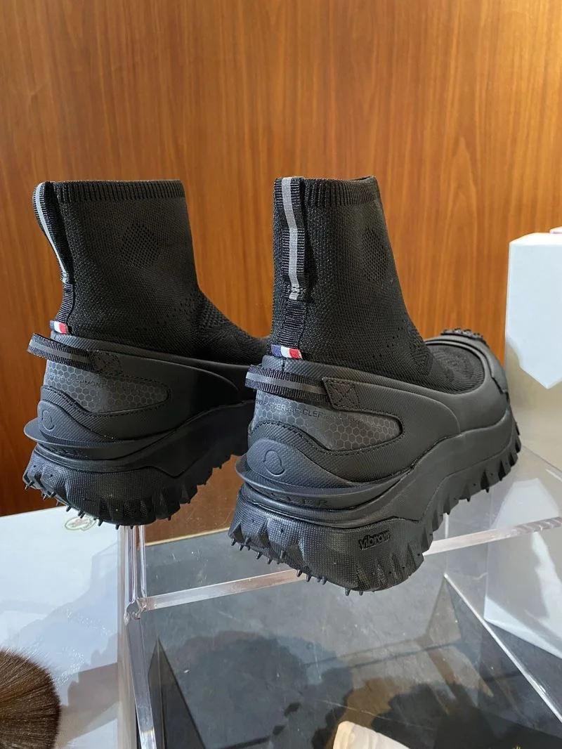 Versatile Moncler Boots 13737