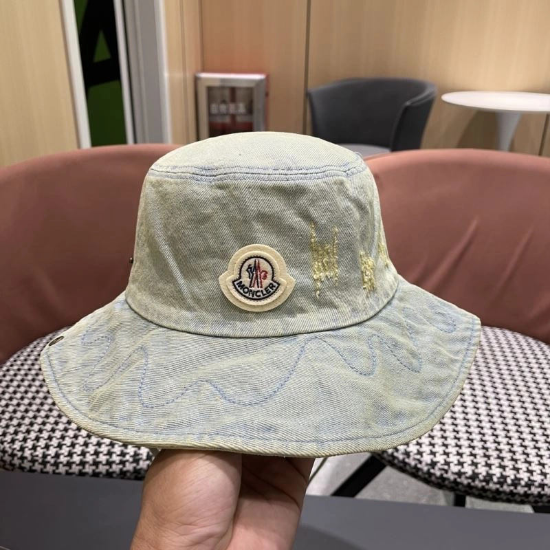Snug Moncler Caps 257442