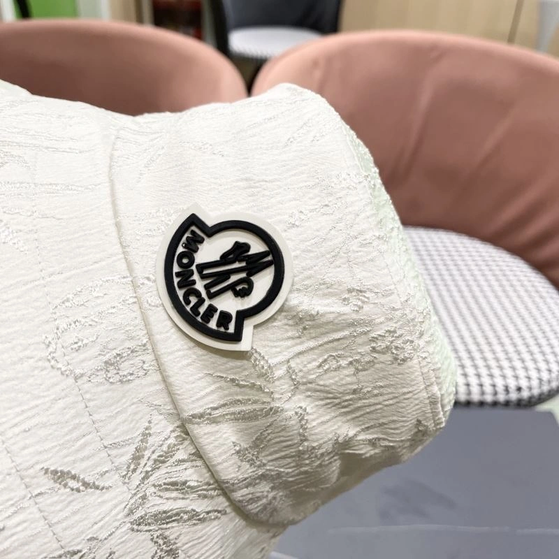 Moncler Caps WeatherProof 257452