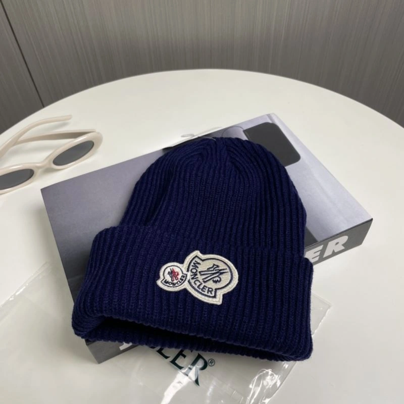 Trendsetting Moncler Caps 257443