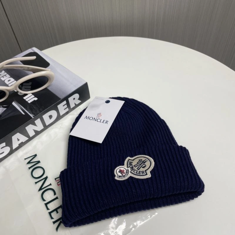 Trendsetting Moncler Caps 257443