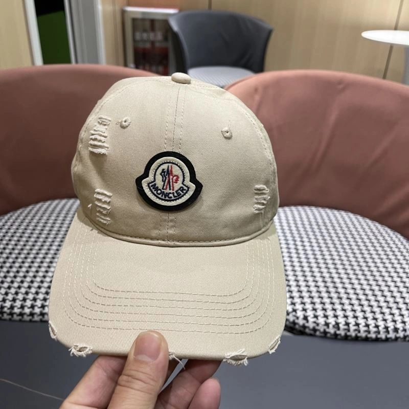 Snug Moncler Caps 257447