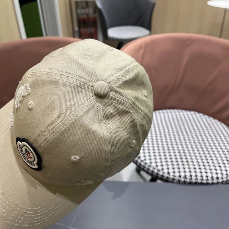Snug Moncler Caps 257447