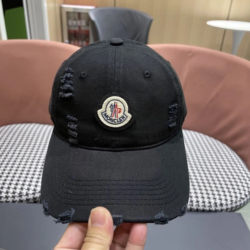 Stretchable Moncler Caps 257427