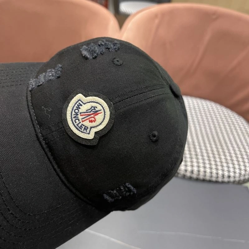 Stretchable Moncler Caps 257427