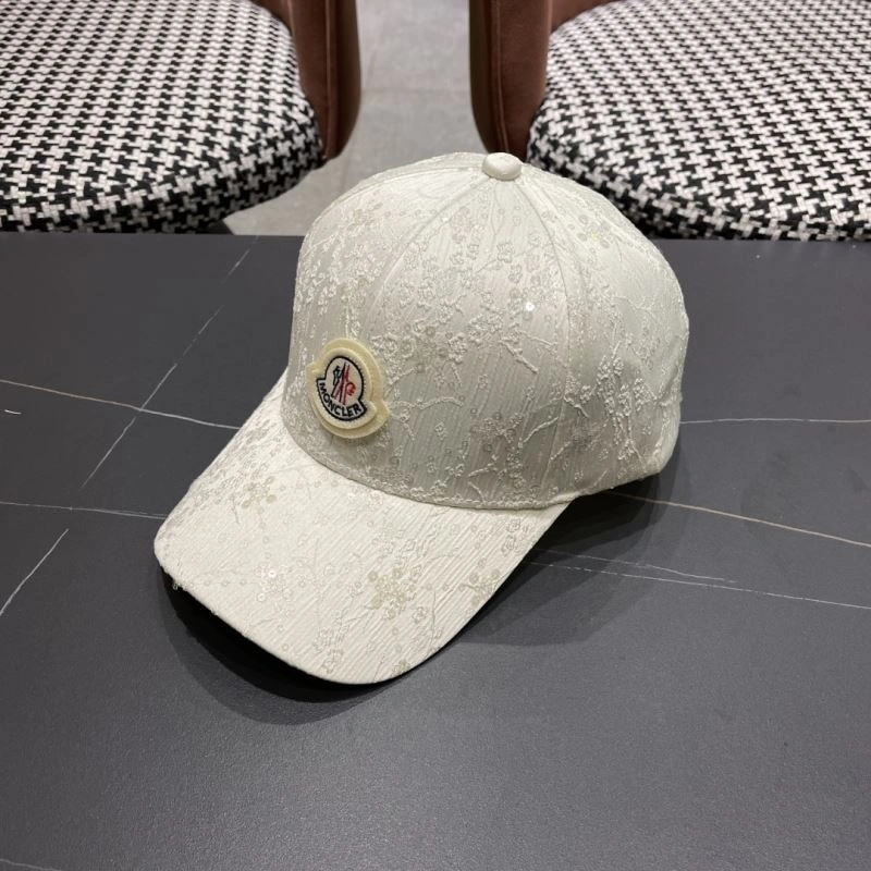 Moncler Caps Lightweight 257397