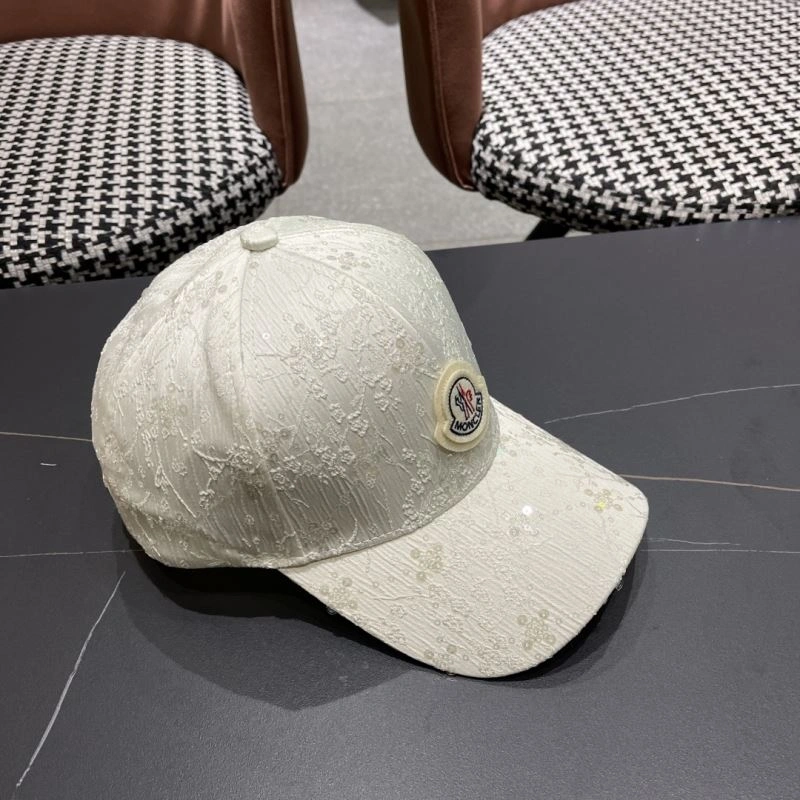 Moncler Caps Lightweight 257397