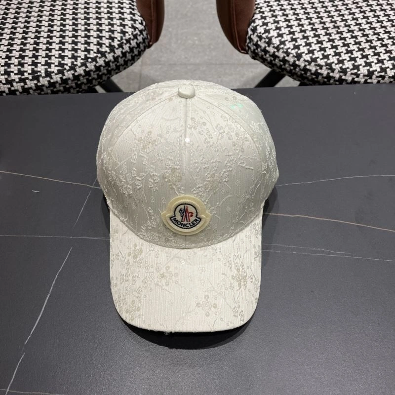 Moncler Caps Lightweight 257397